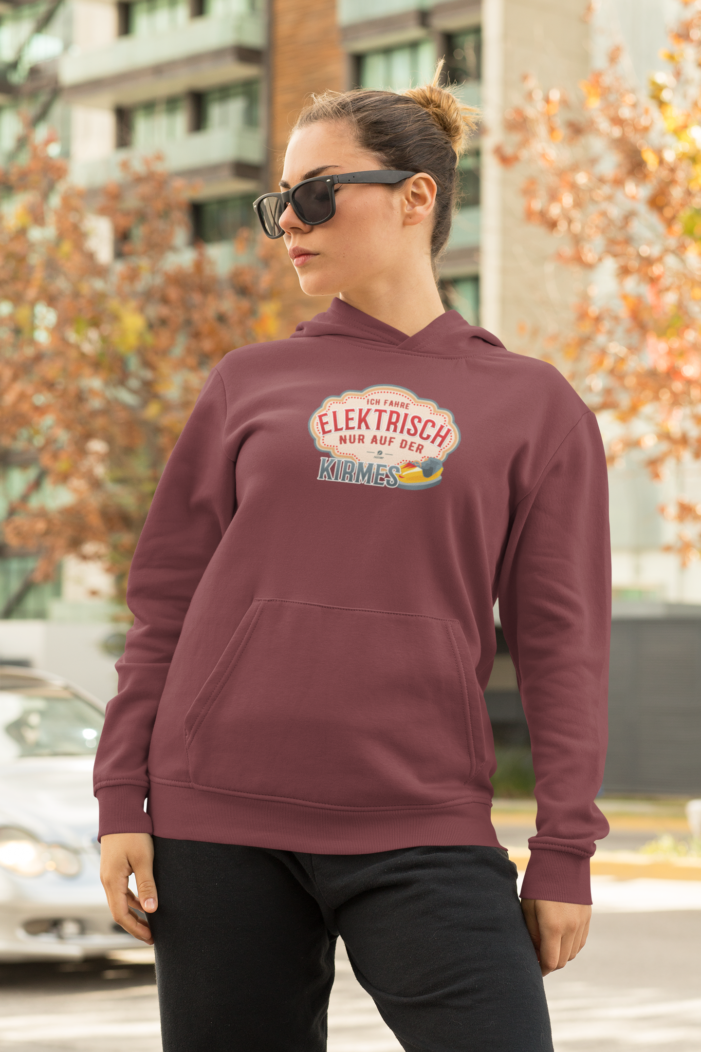 Elektrisch nur auf der Kirmes Hoodie